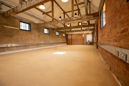 Manor Farm Barns, Hughenden Manor Estate, High Wycombe, E (Commercial / Business / Service) / Office To Let - 352A1912-HDR.jpg