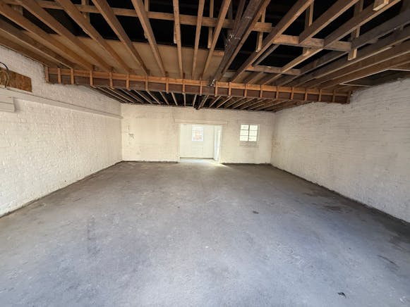 Unit, Back Lane, Rochford, Industrial To Let - IMG20250929WA0020.jpg