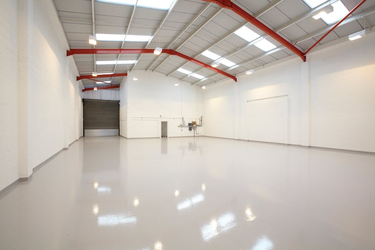 Unit 3 Nimrod Industrial Estate, Reading, Industrial / Warehouse To Let - Indicative photo of a similar unit