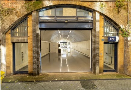 Arch 178 and 179 Hercules Road, Waterloo, Waterloo, Industrial / Office To Let - 179 rear.jpg