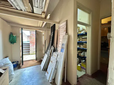 49 Lowther Road, Dunstable, Retail To Let - 20260610_090144040_iOS.jpg