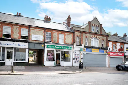 30 High Street, Northwood, Retail To Let - iA5wvo4w.jpeg