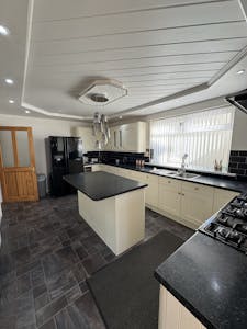 3 Low Cleveland Street, Saltburn-by-the-Sea, Residential / Retail For Sale - IMG_5616.jpg
