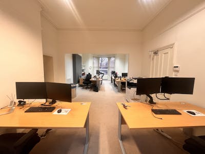 8/10 Victoria Avenue, Harrogate, Office To Let - image00006.jpeg