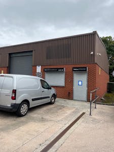 Thames Trading Estate, Manchester, Industrial/Logistics To Let - 80c10f8d17854985bb5f5fb3cb542698.JPG