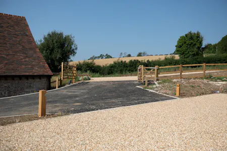 Manor Farm Barns, Hughenden Manor Estate, High Wycombe, E (Commercial / Business / Service) / Office To Let - 352A1781.jpg
