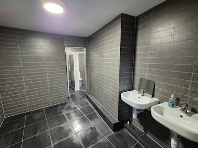 Brighton Road, Stockport, Industrial/Logistics To Let - 20260324_115846.jpg