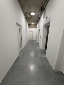 Lower Ground Floor, 3 Neptune Square, Brighton, Office / Retail To Let - IMG_0117.jpeg