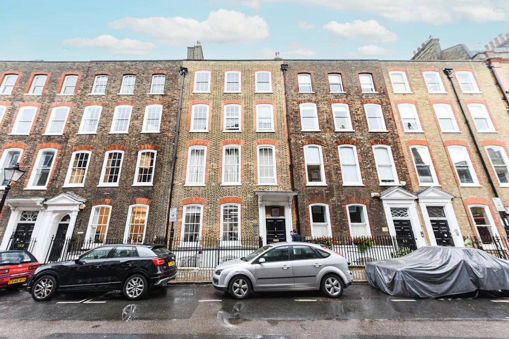 5 Great James Street - res97-15305.jpg