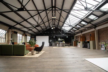 Lanzarote Works, Unit 22, London, Office To Let - Copy of 1X1A8118 copy edit (002).png