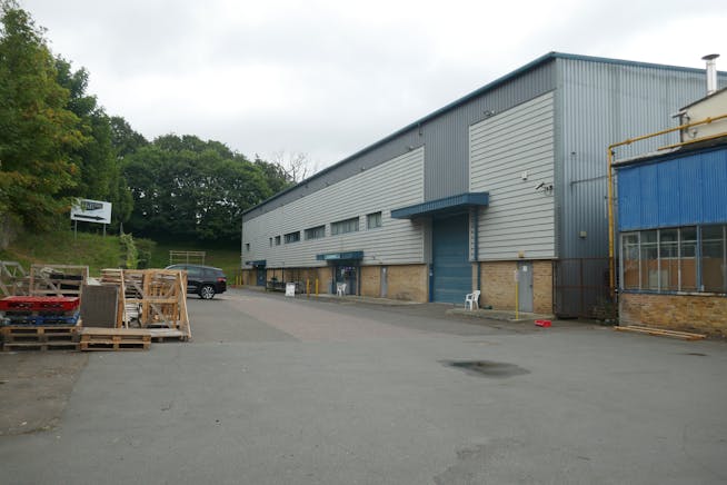 Lyden House, Harlow, Industrial To Let - P1030528.JPG