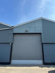Unit 32B, The Old Brickworks Industrial Estate, Romford, Industrial / Warehouse To Let - Main shutter.jpg