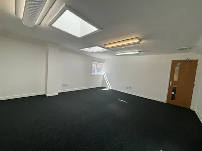 13 Alma Vale Road, Bristol, Office To Let - IMG_2573.JPEG