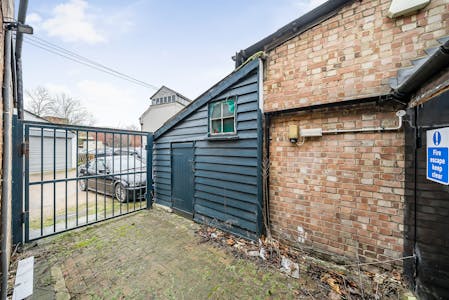 7 High Street, Pinner, Investment / Office / Retail For Sale - 1244588 10.jpg