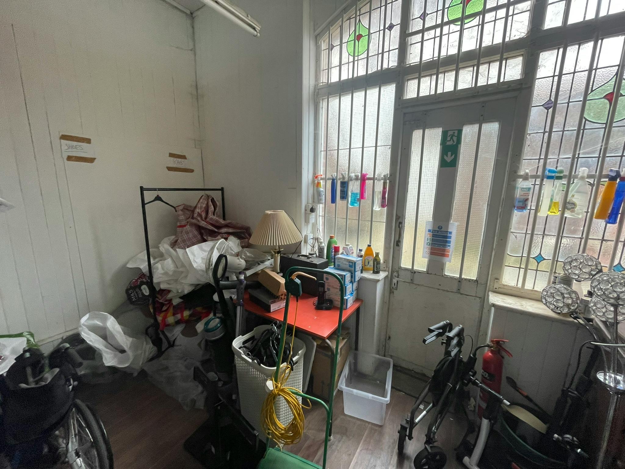 29 St Leonards Road, Bexhill On Sea, Retail To Let - IMG_4236.JPEG