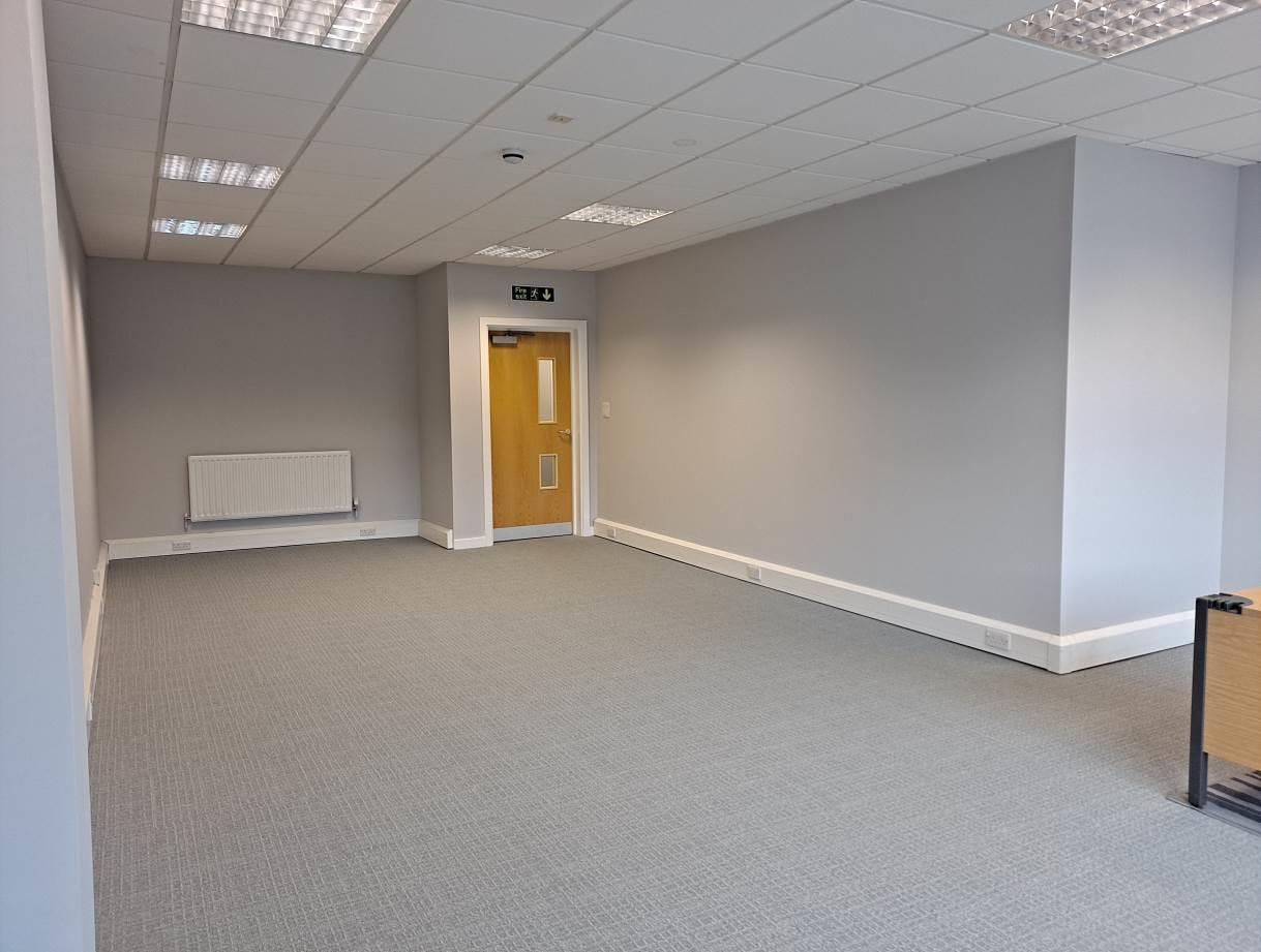 Unit 30 Chess Business Park, Chesham, Industrial To Let - Unit 30 Moor Road  fron office 2.jpg