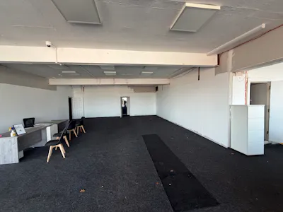 Lion Garage, Birmingham, Retail / Trade Counter To Let - a5.jpg
