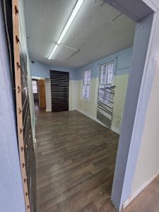 203 Hildaville Drive, Westcliff-on-Sea, Retail To Let - 1000014611.jpg