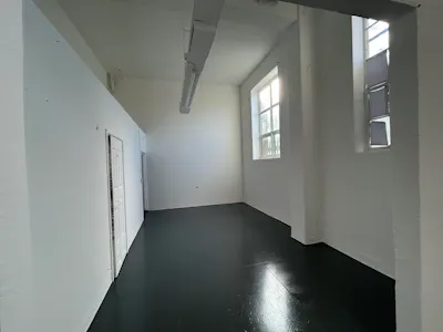 Unit 4A Britannia Estate, Luton, Industrial To Let - b82e7b974ad19623d0fff5f87056e9fe.jpeg