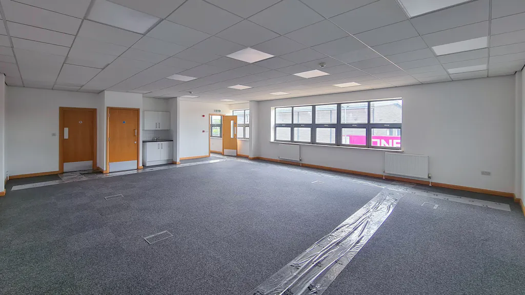 3-OFFICE_1