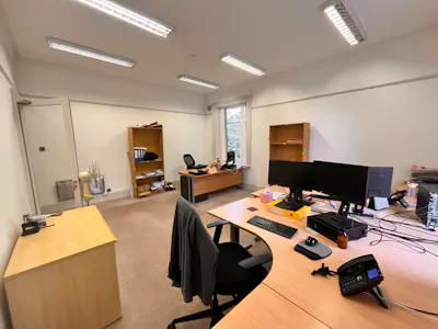 Osborne House, Victoria Avenue, Harrogate, Office To Let - image00022.jpeg