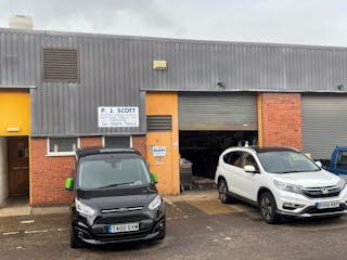 99 Bunting Road, Northampton, 99 Bunting Road, Northampton To Let - 99 Bunting Road front.jpg