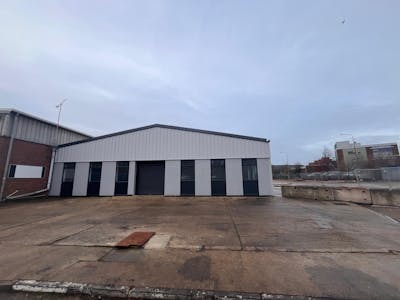 Units 1-4 The Point, Aylesbury, Industrial To Let - WhatsApp Image 20251217 .jpeg