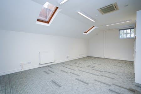 Hawkstone House, Leamington Spa, Office To Let - Wareing  Company13.jpg