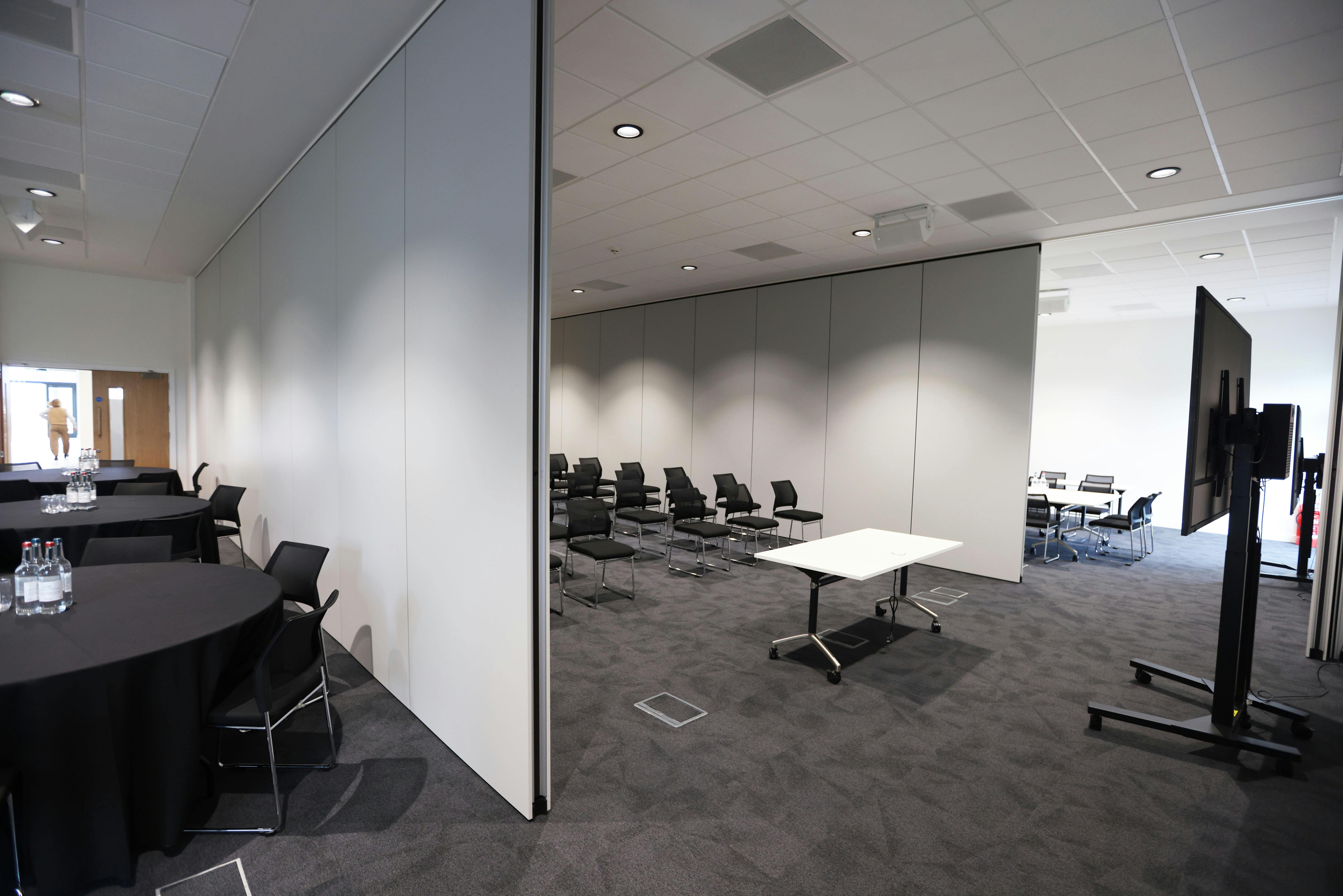 The Skylark - First Floor Offices, Westcott Venture Park, Aylesbury, Offices To Let - Westcott Open Day - ed nix 107.JPG