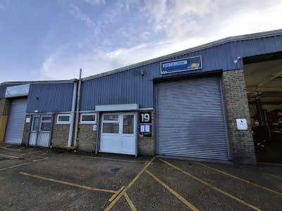 Unit 19 West Howe Industrial Estate, Bournemouth, Trade Counter / Showroom / Industrial / Warehouse To Let - 20260220_161224.jpg