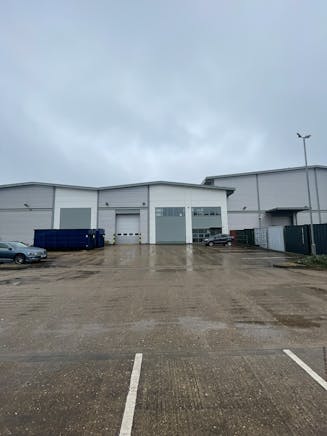 Unit 4 Centrus, Arenson Way, Dunstable, Warehouse & Industrial To Let - IMG_7420.JPEG