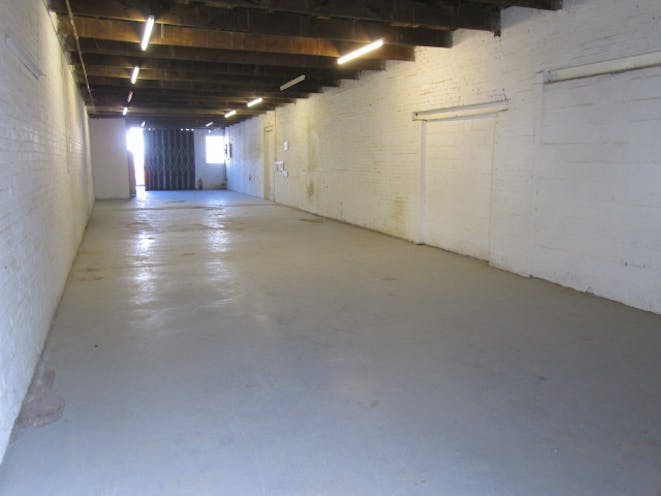 Unit 31 Milford Trading Estate, Reading, Industrial / Warehouse Lease Assignment - Photo 3