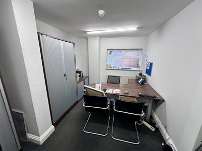 Adelaide House, Thame, Office / Other / Retail To Let - IMG_9314.jpeg