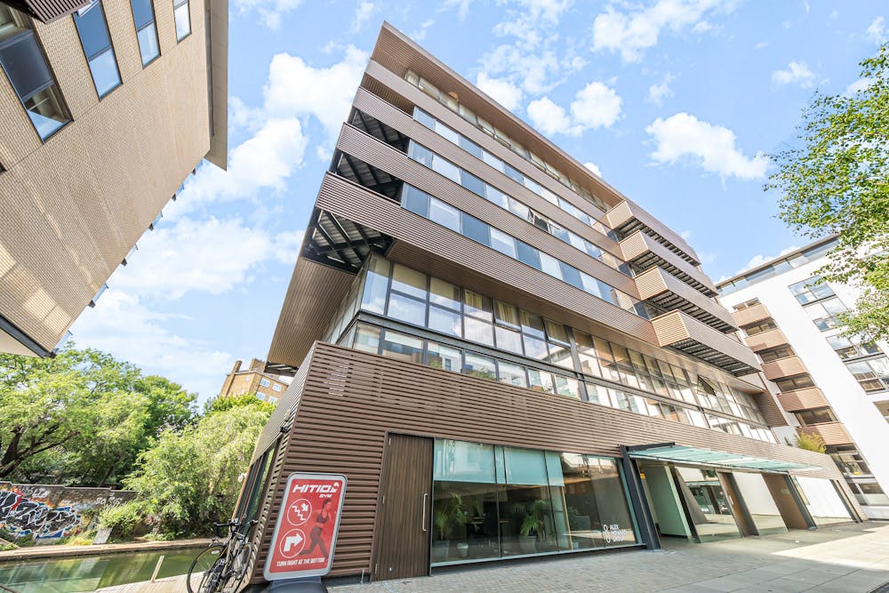 Unit B North Gainsborough Studios, London, Office For Sale - 13069901968484b27d41e6.jpg