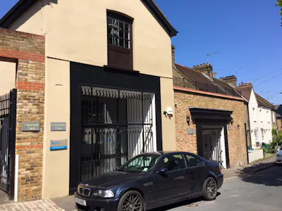 Alexander House, Richmond, Office To Let - FullSizeRender (34).jpg
