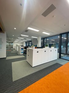 Brumlovka - Building Delta (SUBLEASE), Vyskočilova 1561/4a, Praha 4, Office / Retail To Let - thumbnail_IMG_0767.jpg