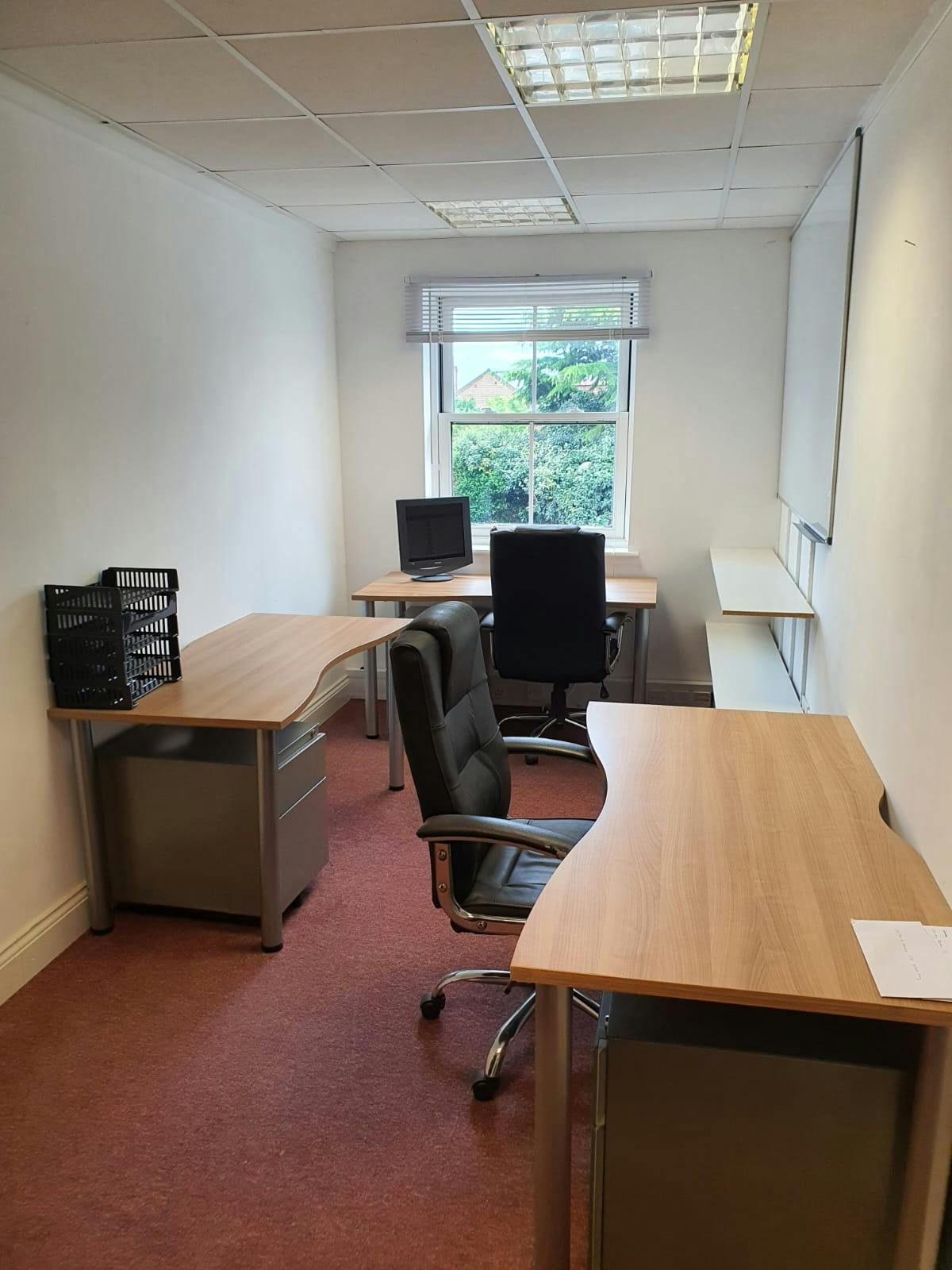 Chilterns House Business Centre, Eton Place, Burnham, Offices To Let - 3 desk office DH.jpeg