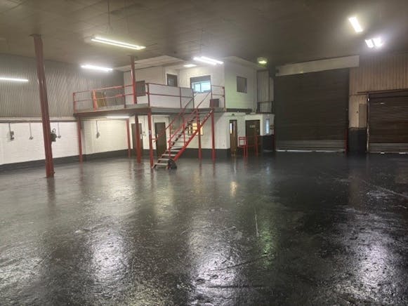 Unit 8, Coates Industrial Estate, Nailsea, Industrial To Let - INT1.jpg