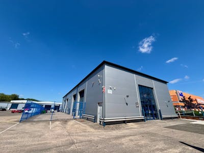 Unit 25, Freemans Parc, Cardiff, Industrial To Let - 25 Freemans 04.jpg