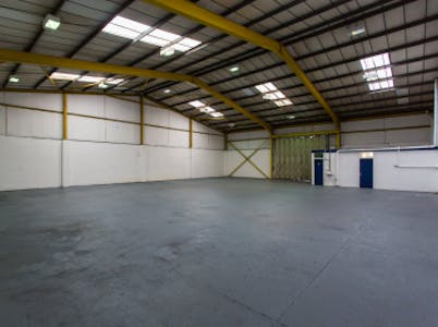 Linnyshaw Industrial Estate, Manchester, Trade Counter / Industrial / Warehouse To Let - Internal - Example