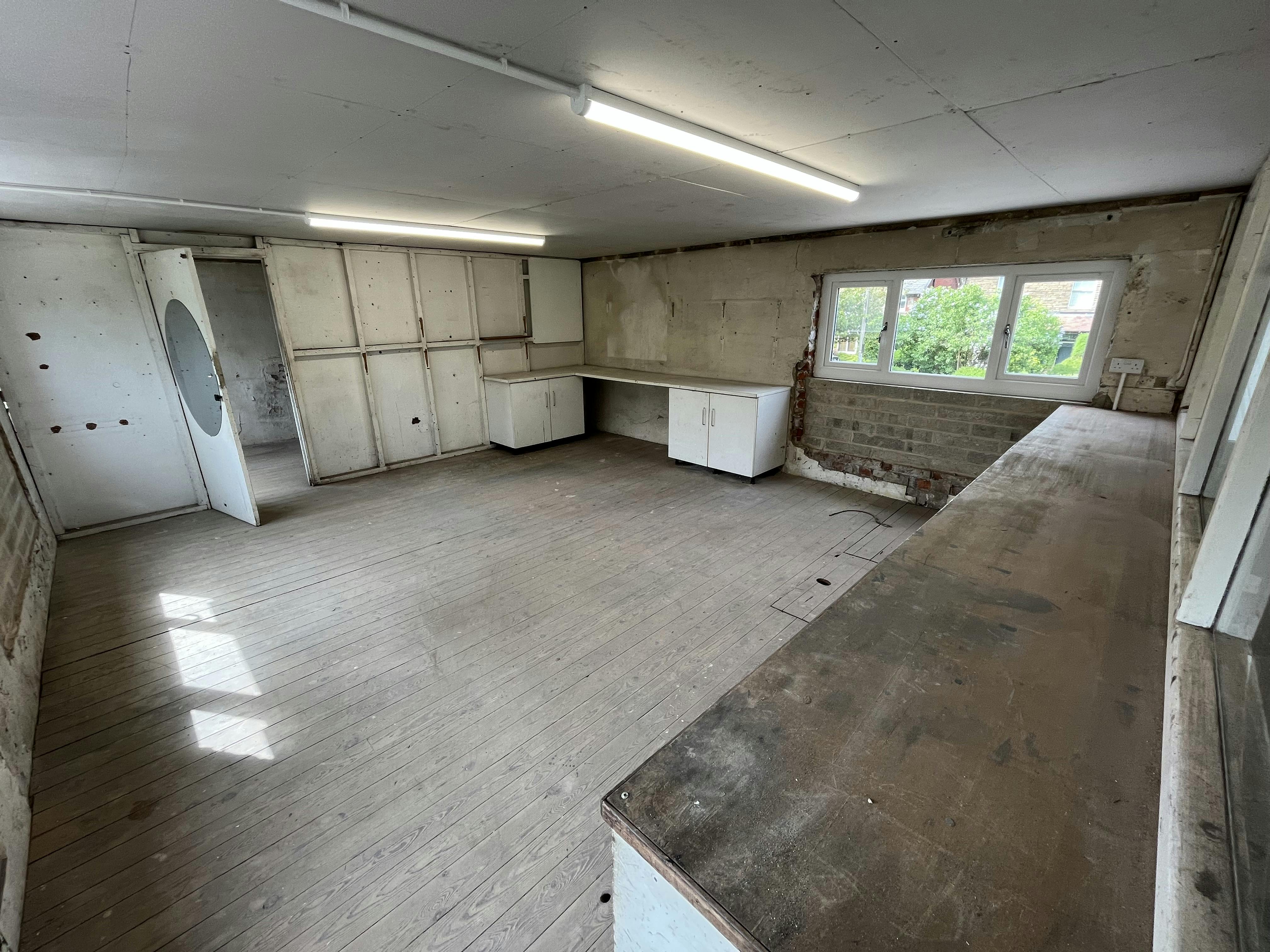 15 Manchester Road, High Peak, Industrial / Leisure / Offices / Other / Retail To Let - IMG_9219.jpg