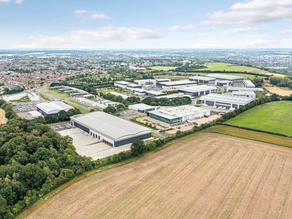 1315 Butterfield Cam 01