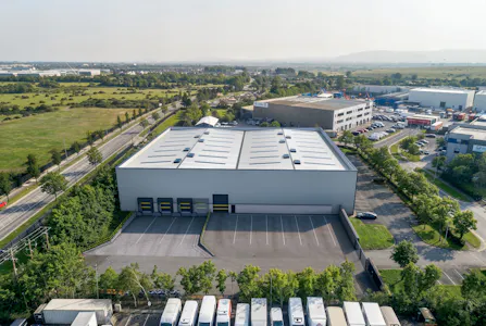 Unit 9 Stadium Business Park, Ballycoolin Road, Industrial To Let - © 26209_Unit9_Aerial2_Proposed_GhostDoor_RevB.jpg
