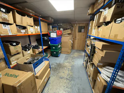 Unit 6 Martinfield Business Centre, Welwyn Garden City, Industrial / Light Industrial / Trade Counter / Warehouse To Let - processed-FEF7C6EF-5956-4C4C-8133-D9661E89F429.jpeg