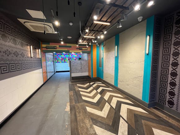 Harbour Island, Harbour Exchange Square, London, Restaurant / Retail To Let - IMG_9422.JPG