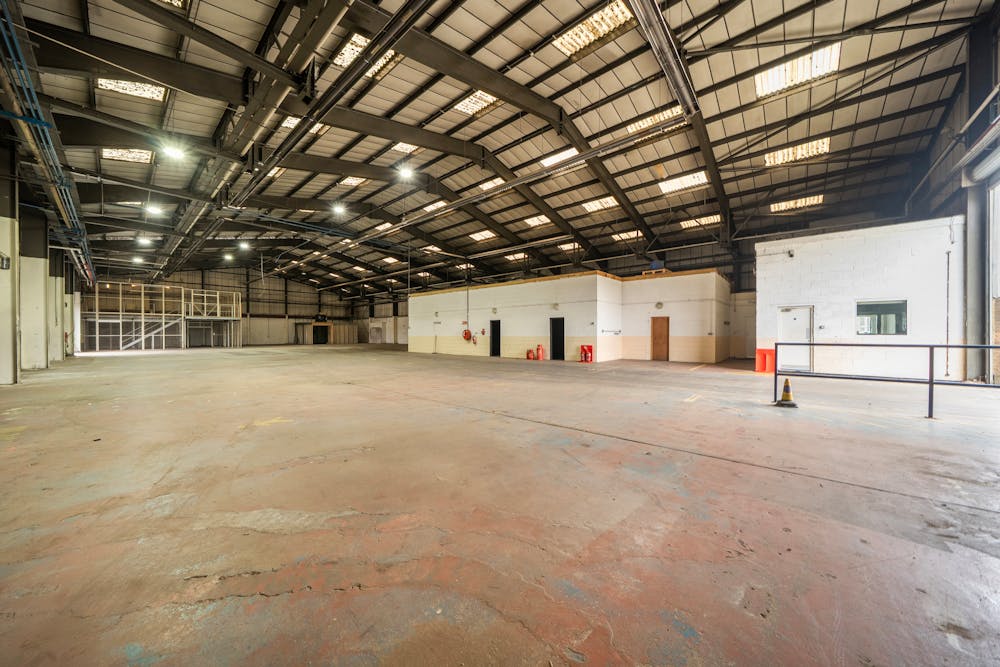 100 Colindeep Lane - 1423227-8-69a803eb94ab5.jpg