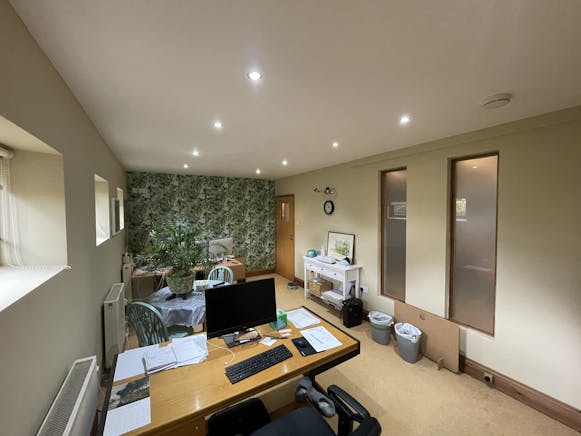 Ground Floor Suite, The Old Garage, Great Milton, Office To Let - IMG_4505.JPG