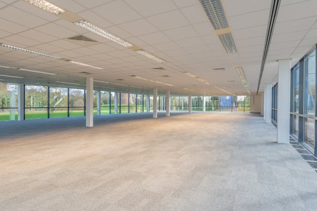 140 Windmill Hill Business Park, Swindon, Office To Let - 140 Windmill Hill BP Swindon18.jpg 140 Windmill Hill Business Park, Swindon, Office To Let - 140 Windmill Hill BP Swindon18.jpg