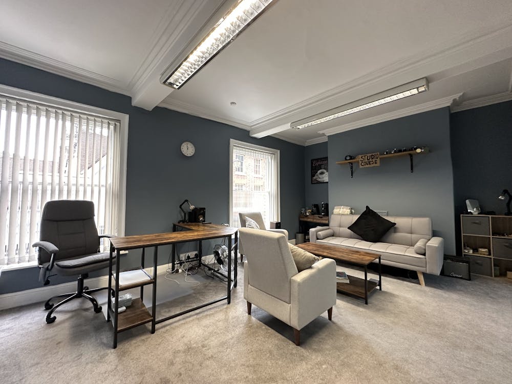 Suites 2+3 Winchester House - I1.jpeg