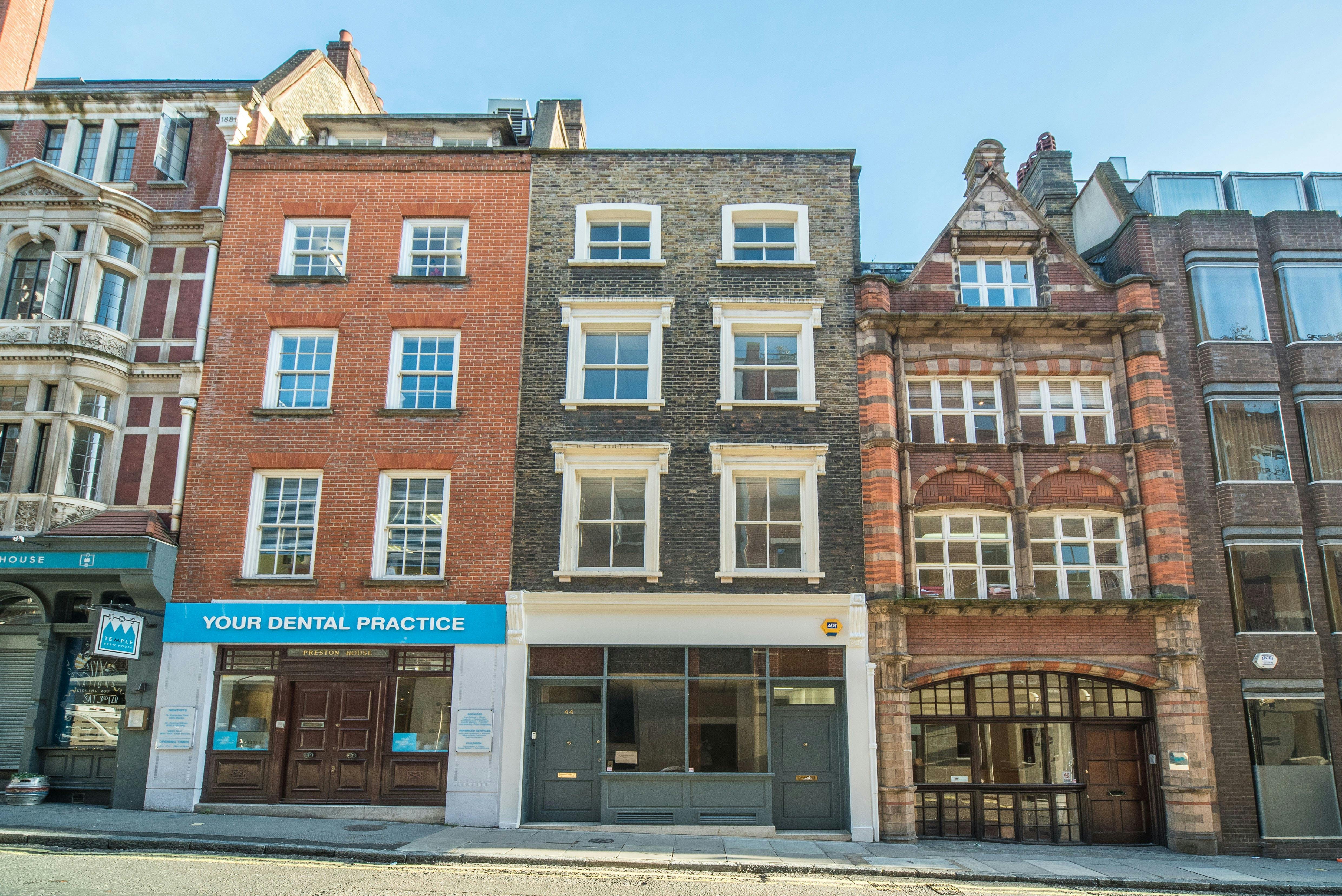 44 Essex Street, London, Offices / Offices To Let - a2f22ff2ac33653680e0902cc115a9221_Exterior 2.jpg